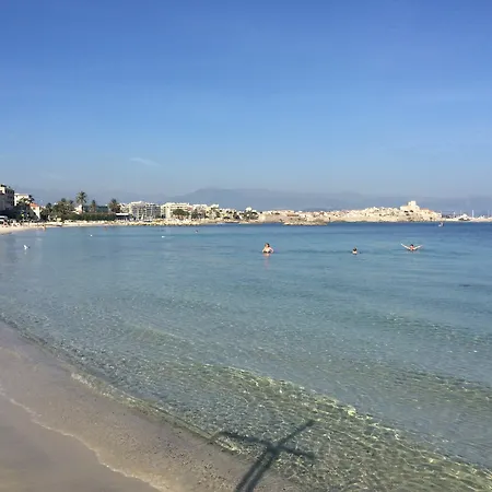 Les Pins - Le Grand Sud * Juan-les-Pins
